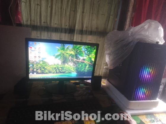 ডেস্কটপ কম্পিউটার